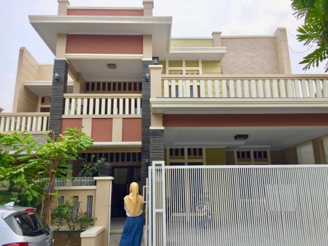 Rumah Full Furnished di Kemang Pratama