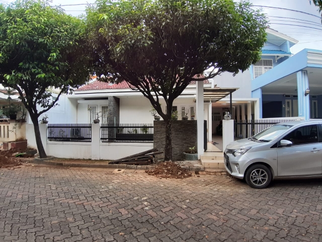 Rumah Bagus Siap Huni di Kemang Pratama
